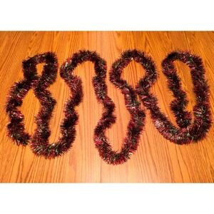 Christmas Tinsel Garland Red Green Metallic Holiday Decor, Excellent Condition‎